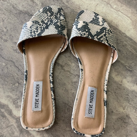 Steve Madden Shoes - Steve Madden sandals